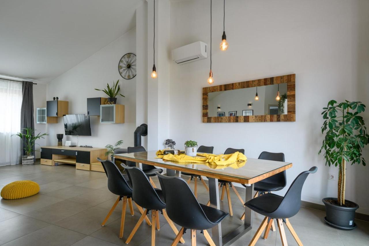 Lounge House Dolce Vila